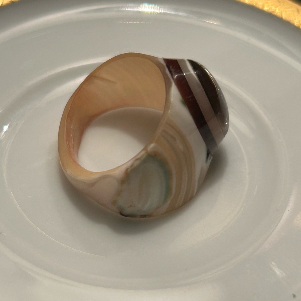 Vintage Shell & Horn Ring - image 6